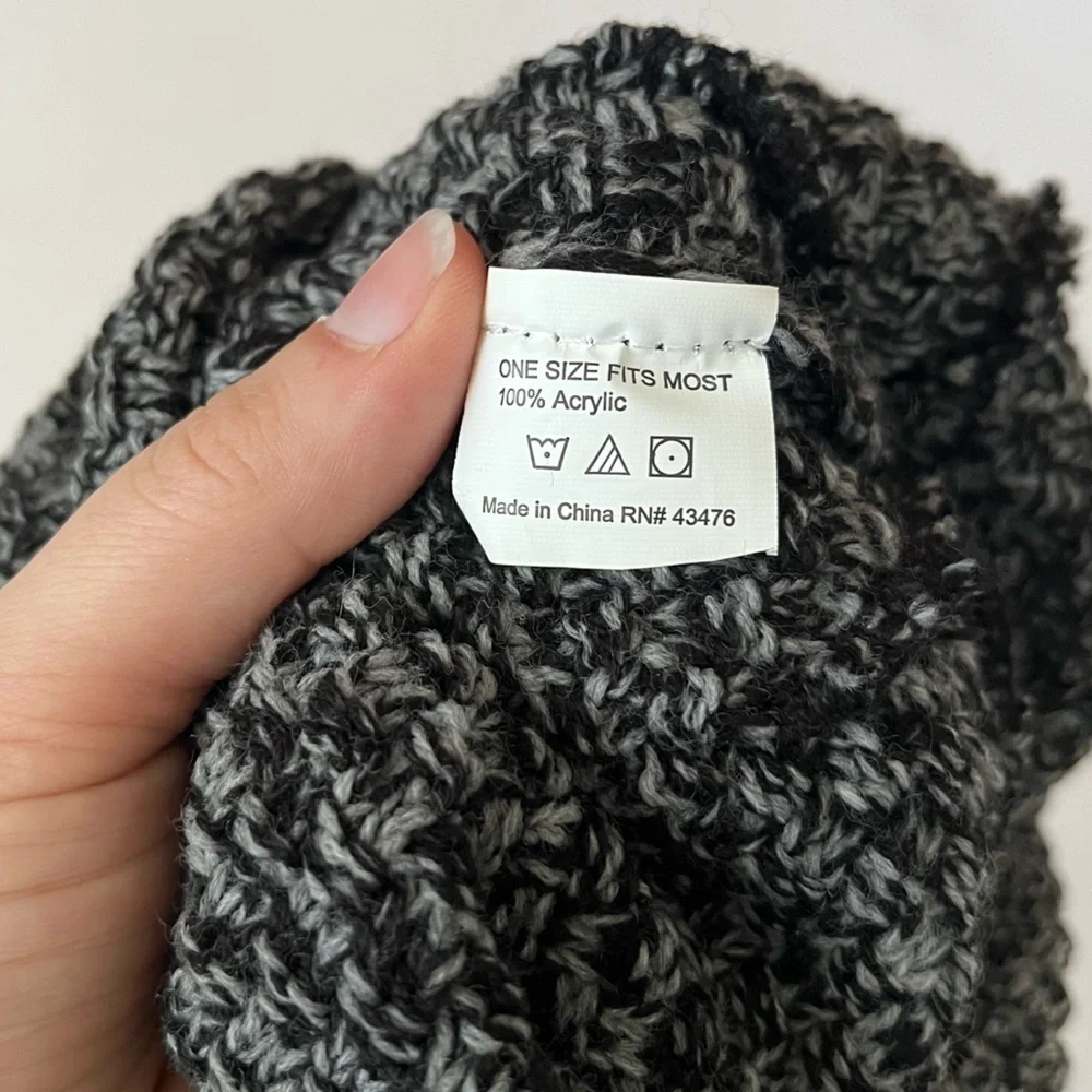 Pure Barre Black & Heather Gray Winter Pom Pom Hat Women's One Size